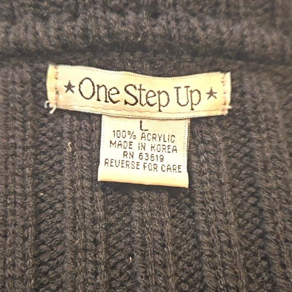 One Step Up - Black Double Zip-up Sweater - (L) - Picture 5 of 5